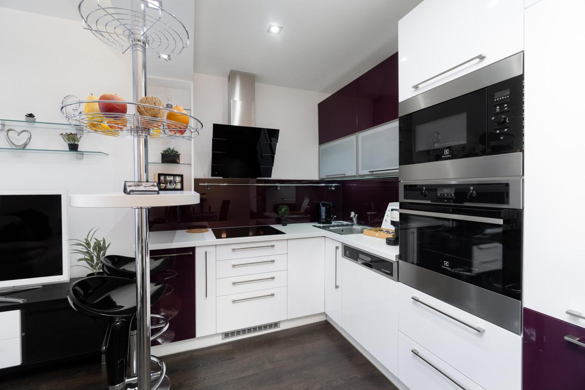 Bnb New Beautiful Apartment In The Center Of Ostrava With Option Garage Parking Екстериор снимка