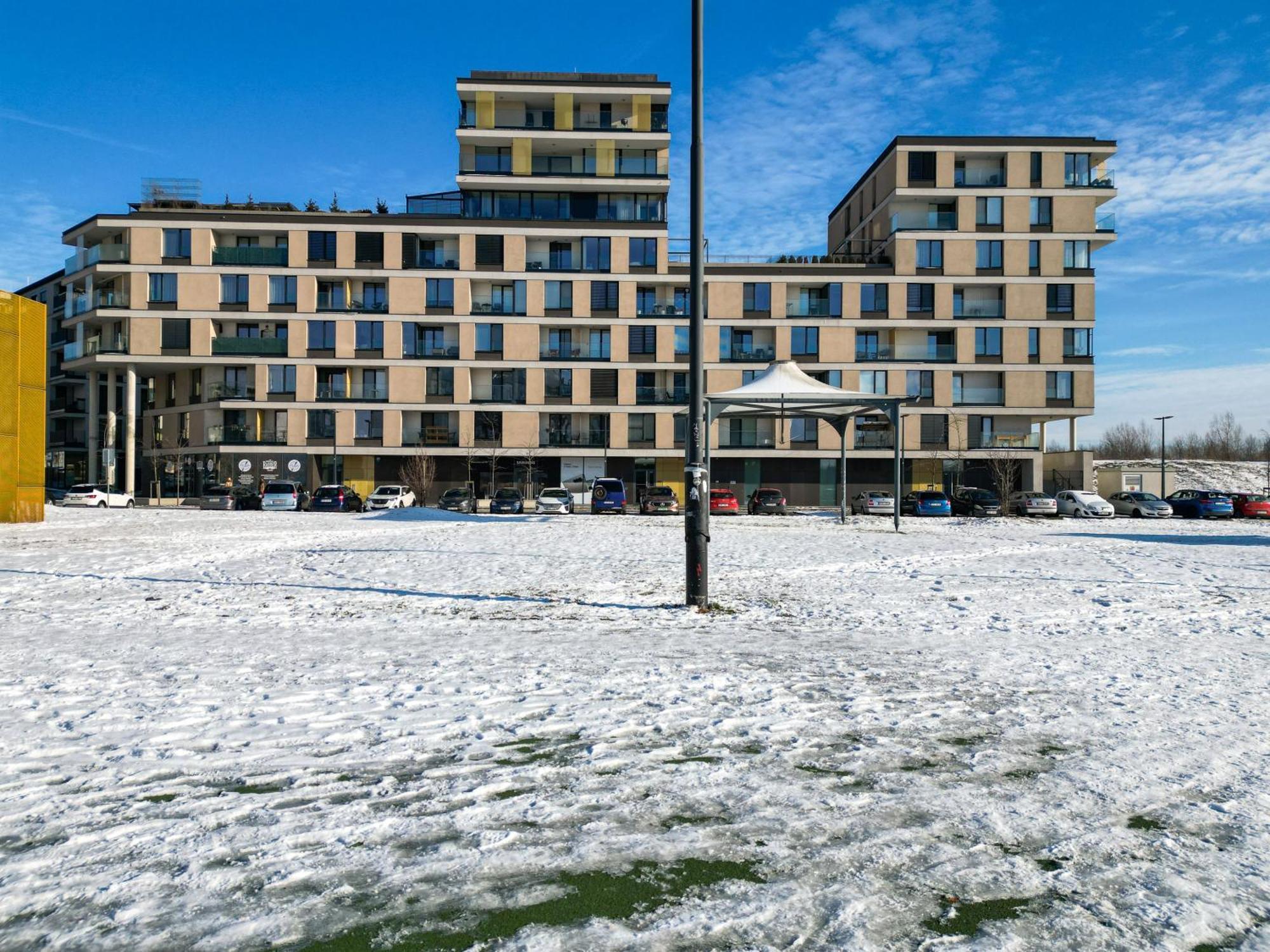 Bnb New Beautiful Apartment In The Center Of Ostrava With Option Garage Parking Екстериор снимка
