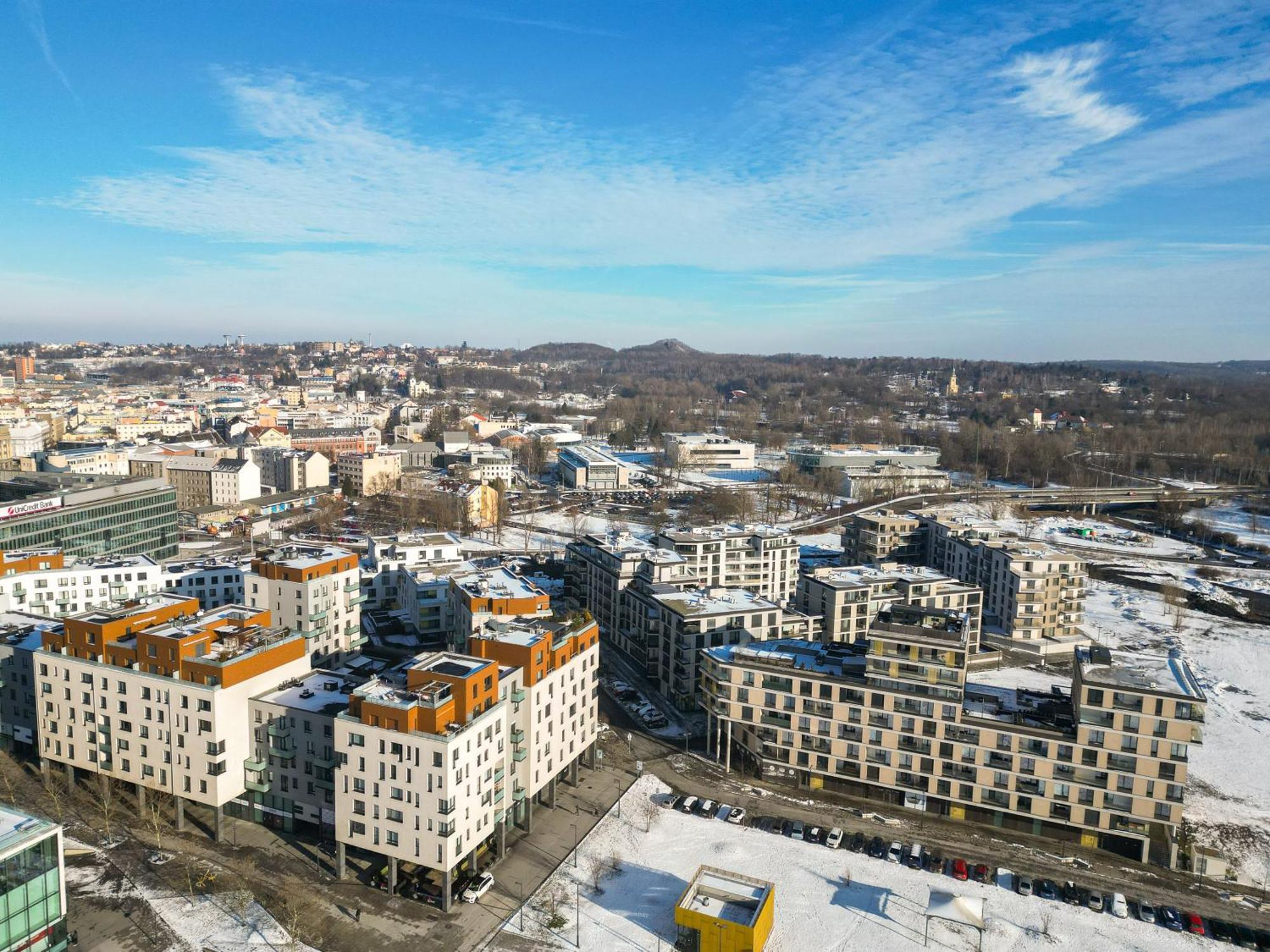 Bnb New Beautiful Apartment In The Center Of Ostrava With Option Garage Parking Екстериор снимка