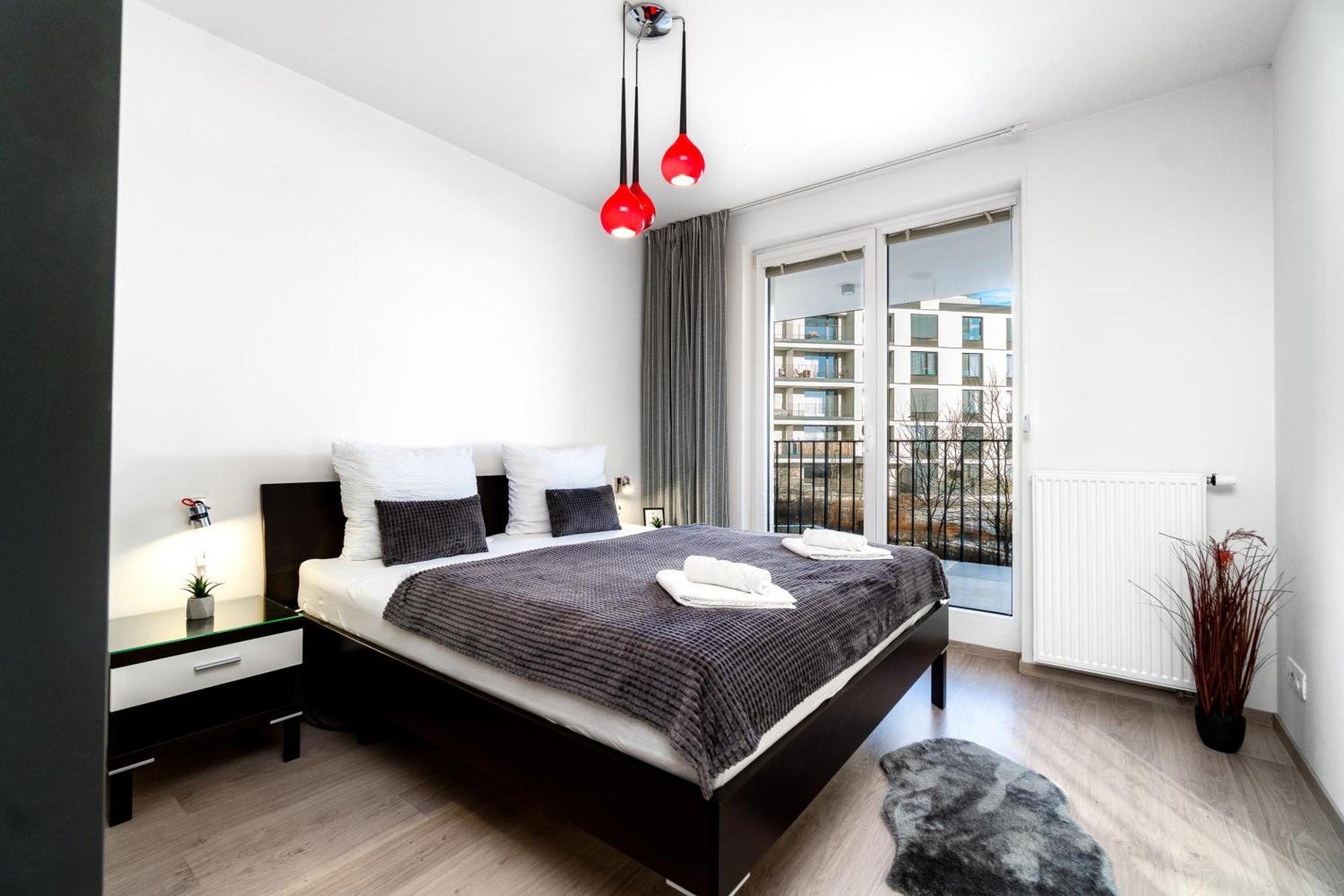 Bnb New Beautiful Apartment In The Center Of Ostrava With Option Garage Parking Екстериор снимка